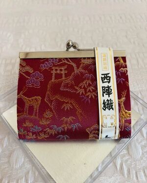 Nishijin-ori Japanese Brocade Kisslock Coin Purse Red Gold Kyoto New in Case